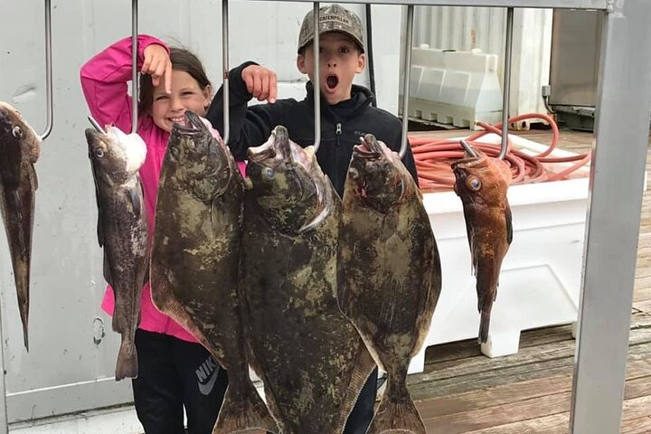 Full Day Halibut/Salmon Combo Tour in Ketchikan - Photo 1 of 3